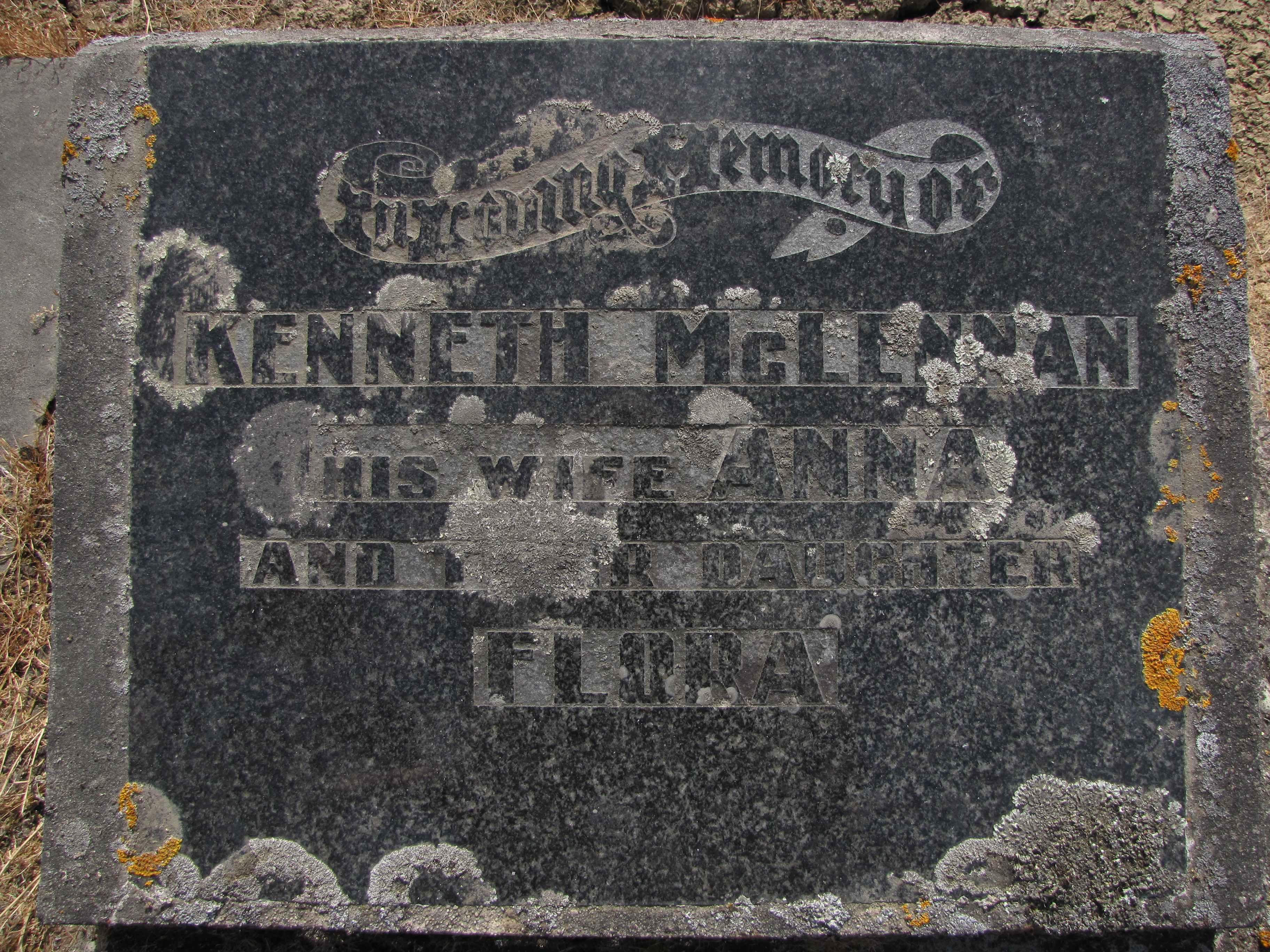 Photo of headstones/Kenneth McLennan d1930 hdstn East Taieri w Anna & Flora
